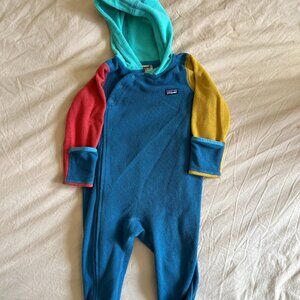 EUC Patagonia micro fleece bunting 12-18m